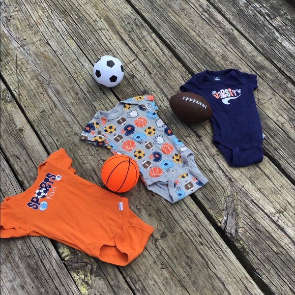 Sports Onesie 3pc lot - Picture 2 of 2